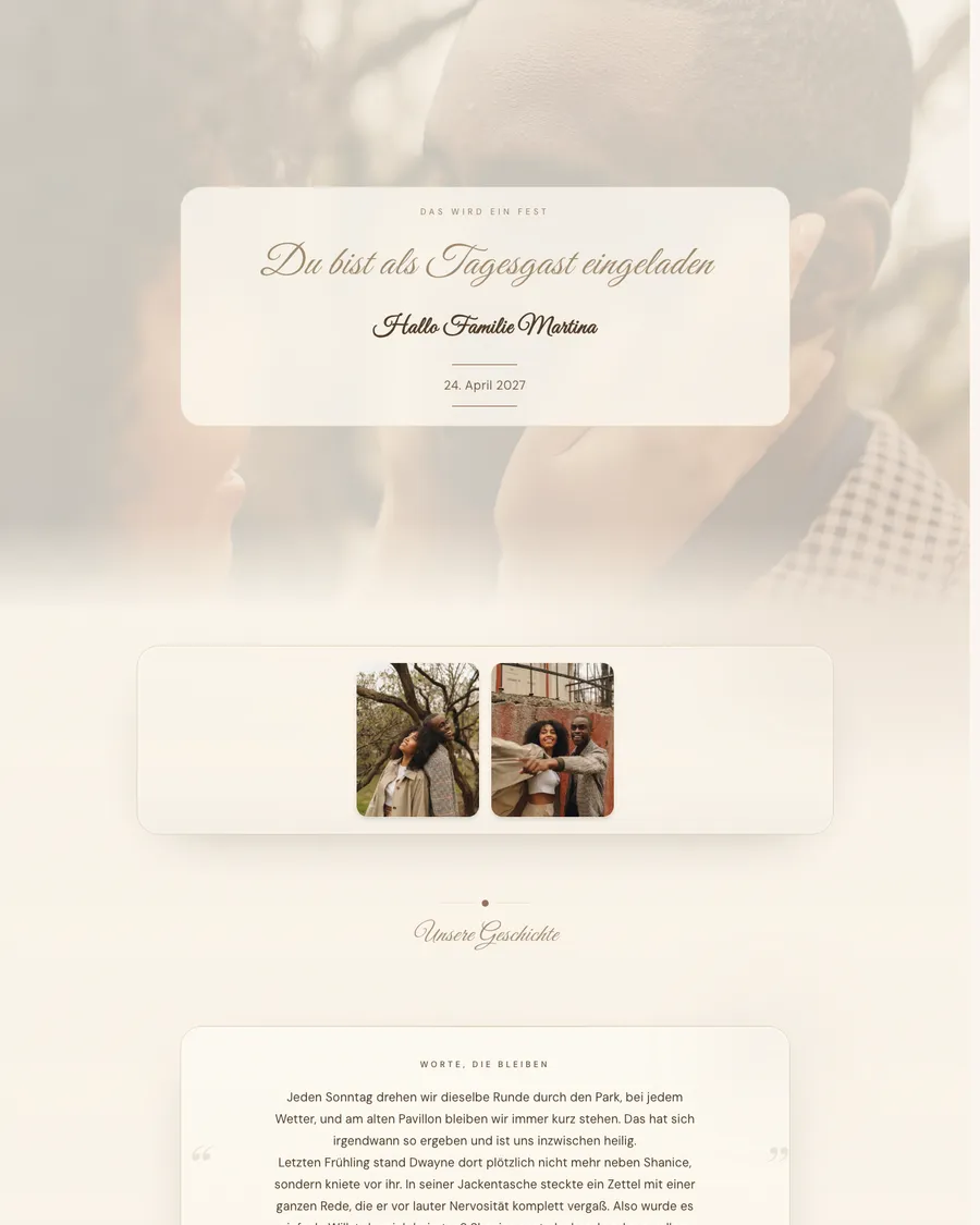 Hochzeitswebsite des Demo-Paars Shanice und Dwayne: sanfte Creme- und Sandtöne aus ihrem Frühlingsshooting im Park, mit einer Einladung für jede Familie
